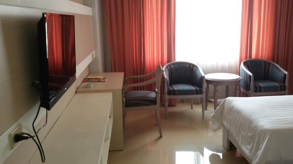 Hotel Sandjaja Palembang Exterior photo