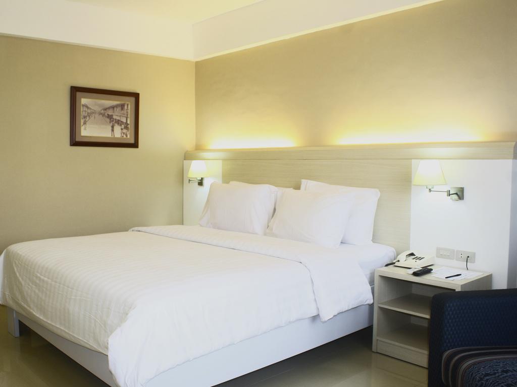 Hotel Sandjaja Palembang Exterior photo